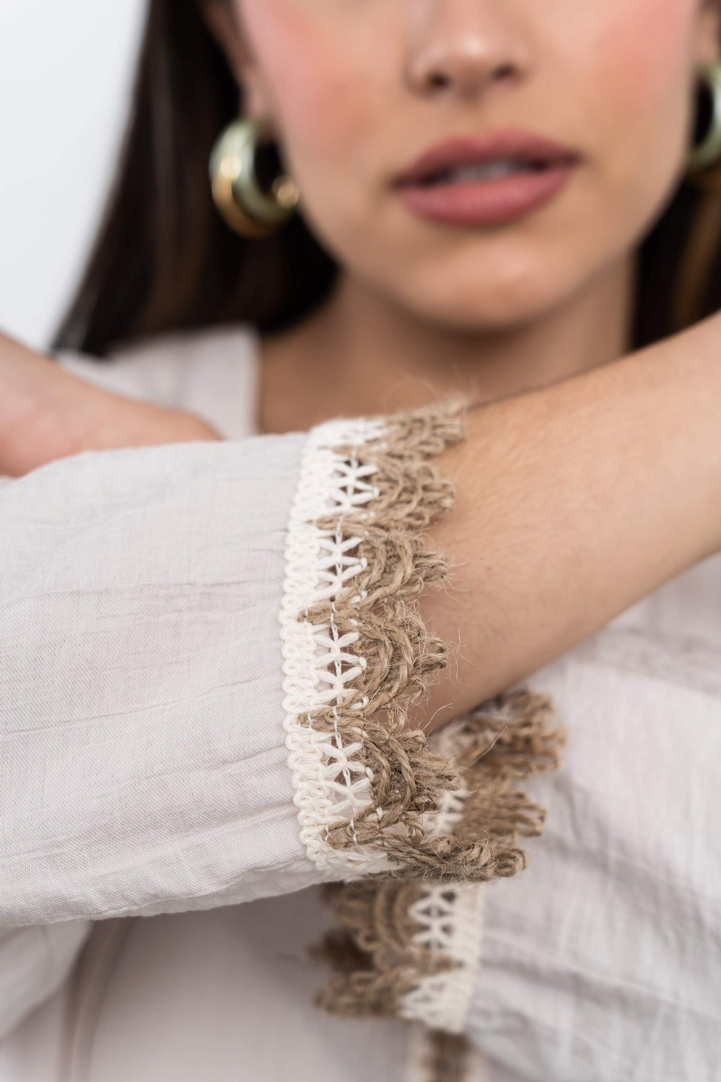 KIMONO DETALLE CUERDA BEIGE - Imagen 3
