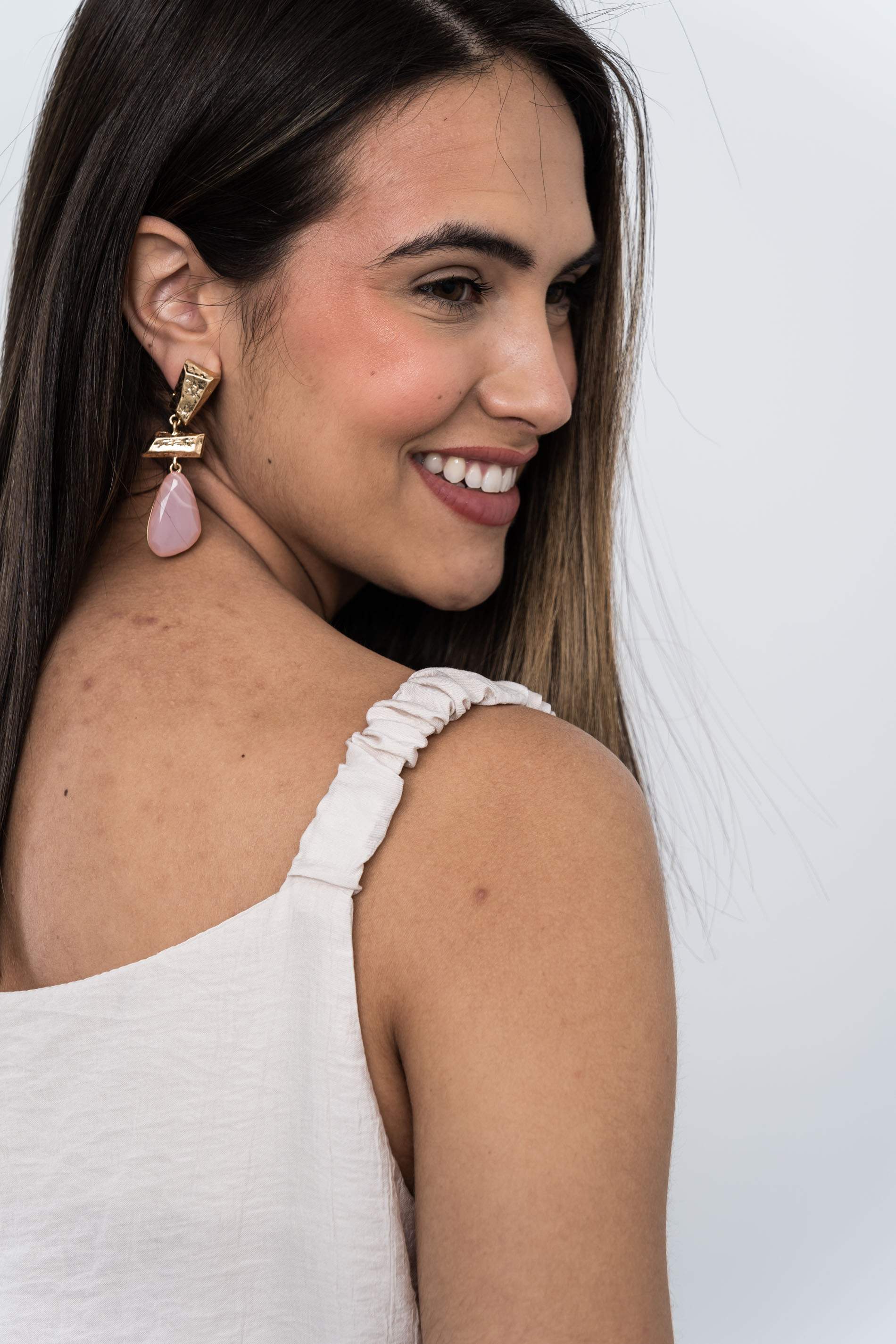 TOP TIRANTE FRUNCIDO BEIGE - Imagen 6