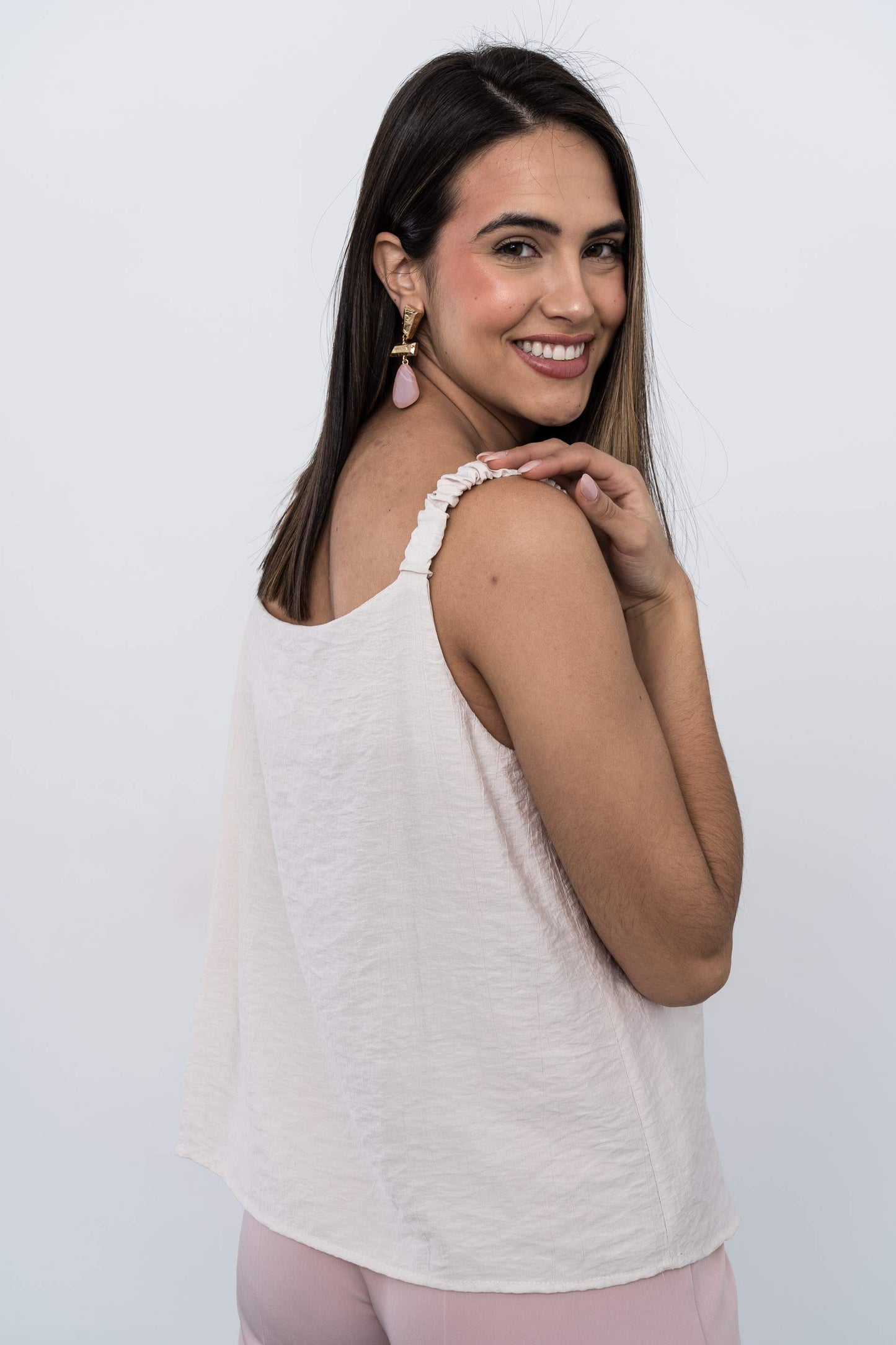 TOP TIRANTE FRUNCIDO BEIGE - Imagen 8