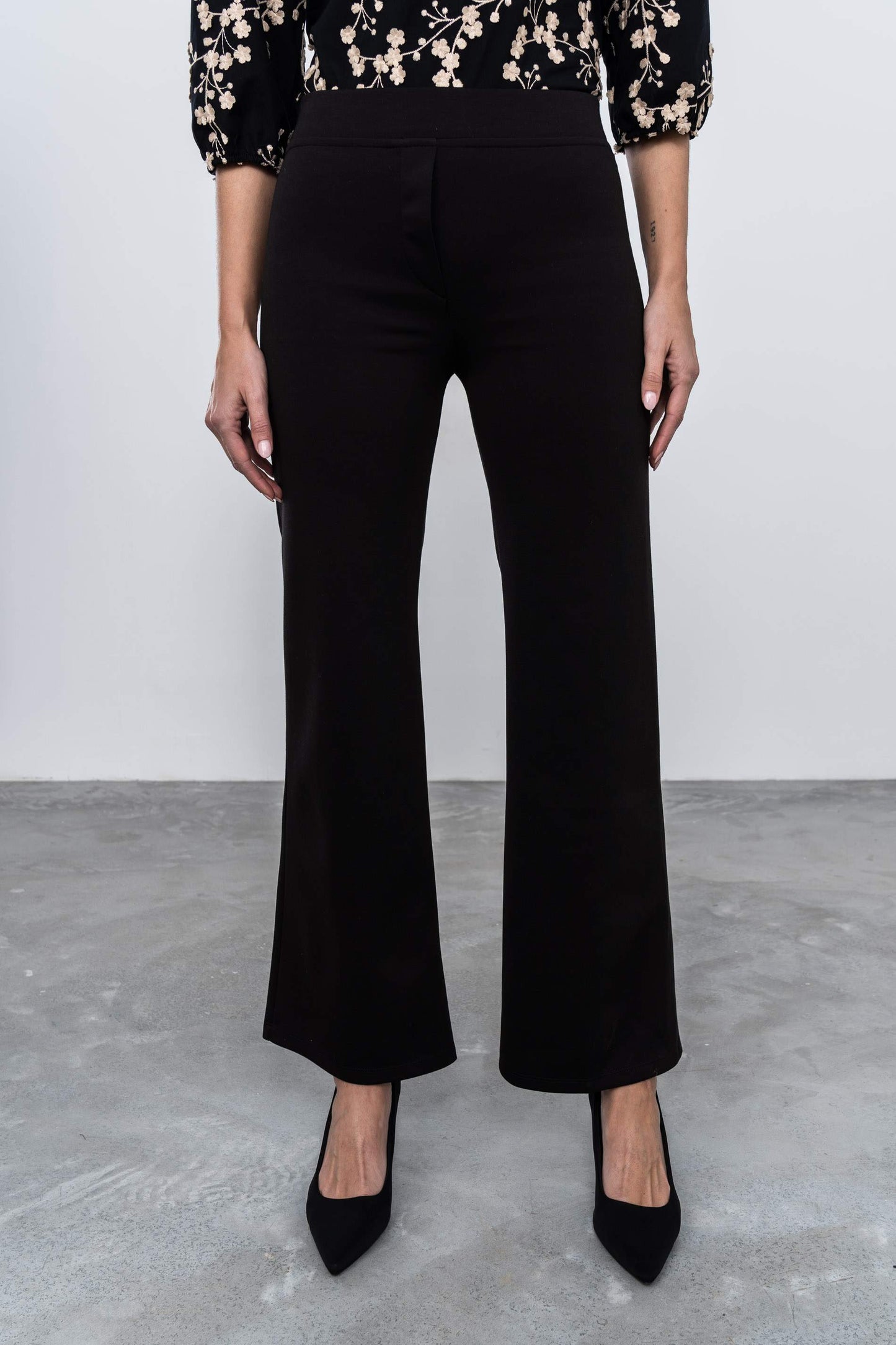 PANTALON RECTO NEGRO - Imagen 3