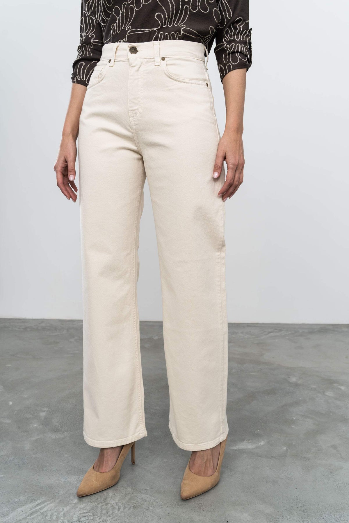 PANTALÓN 5 BOLSILLOS RECTO CRUDO