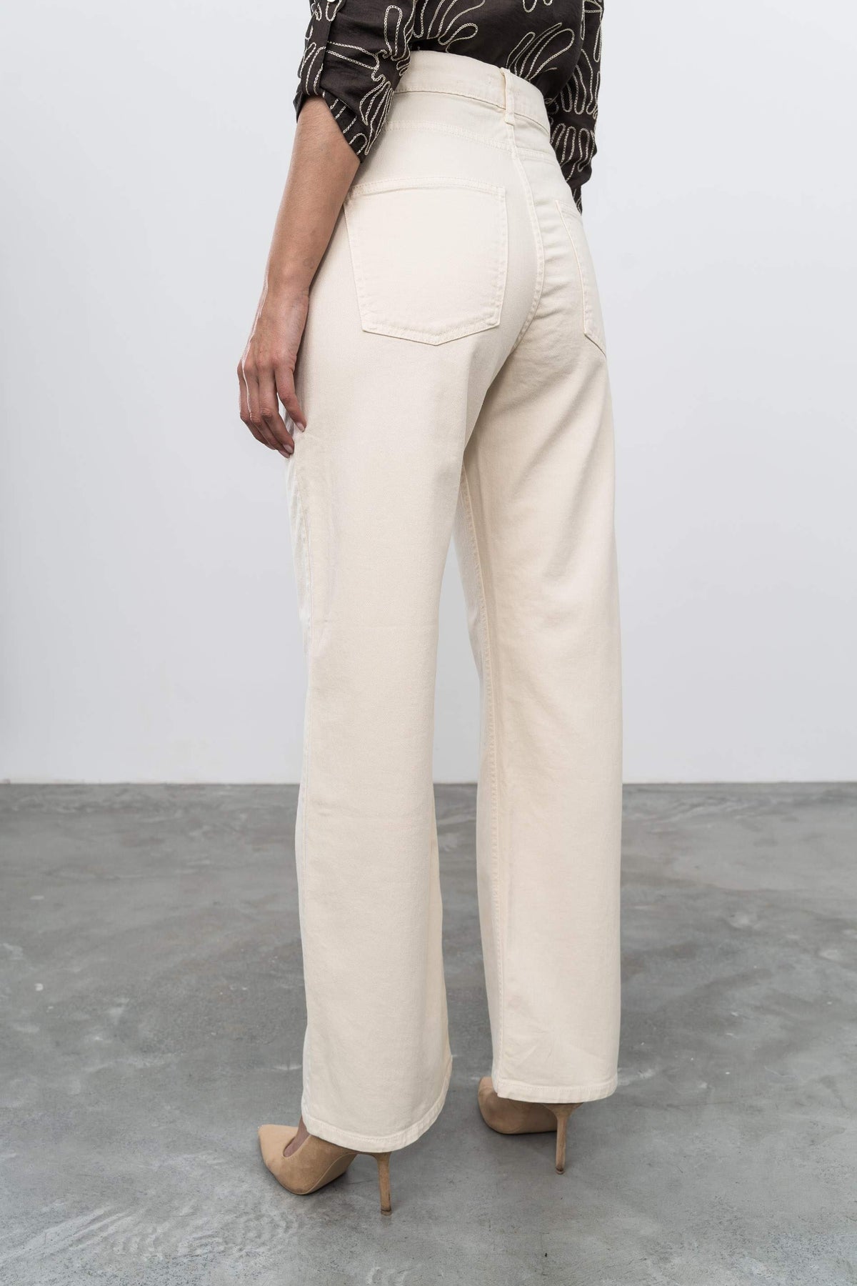 PANTALÓN 5 BOLSILLOS RECTO CRUDO