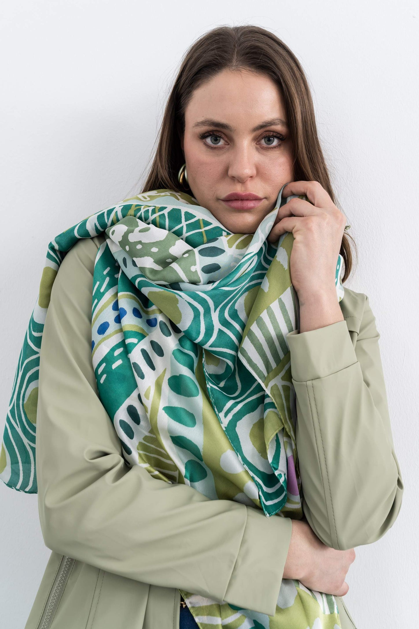 FOULARD EFECTO SEDA MOSAICO VERDE - Imagen 2