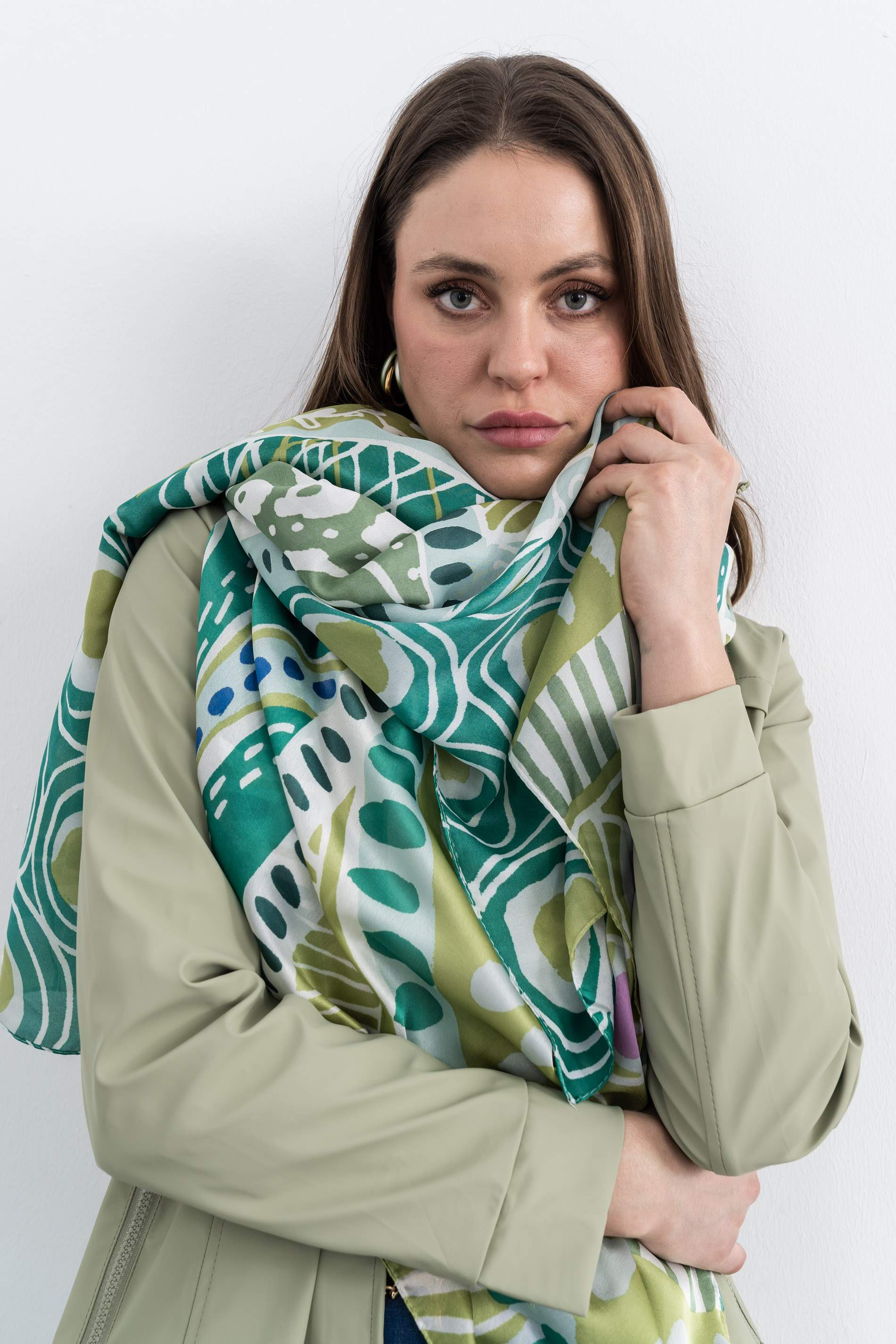 FOULARD EFECTO SEDA MOSAICO VERDE - Imagen 2