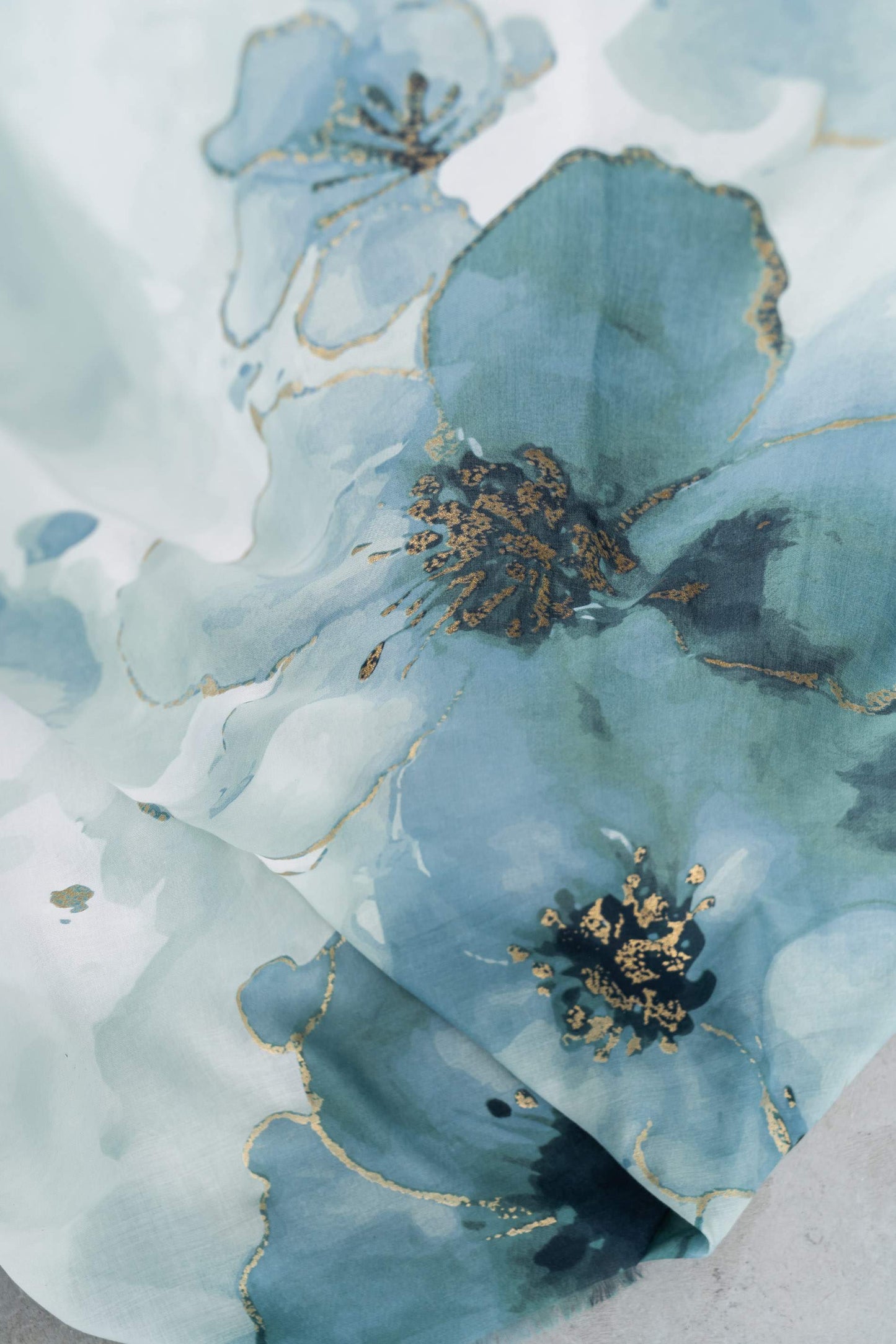 FOULARD FLOR DETALLE ORO VERDE - Imagen 4
