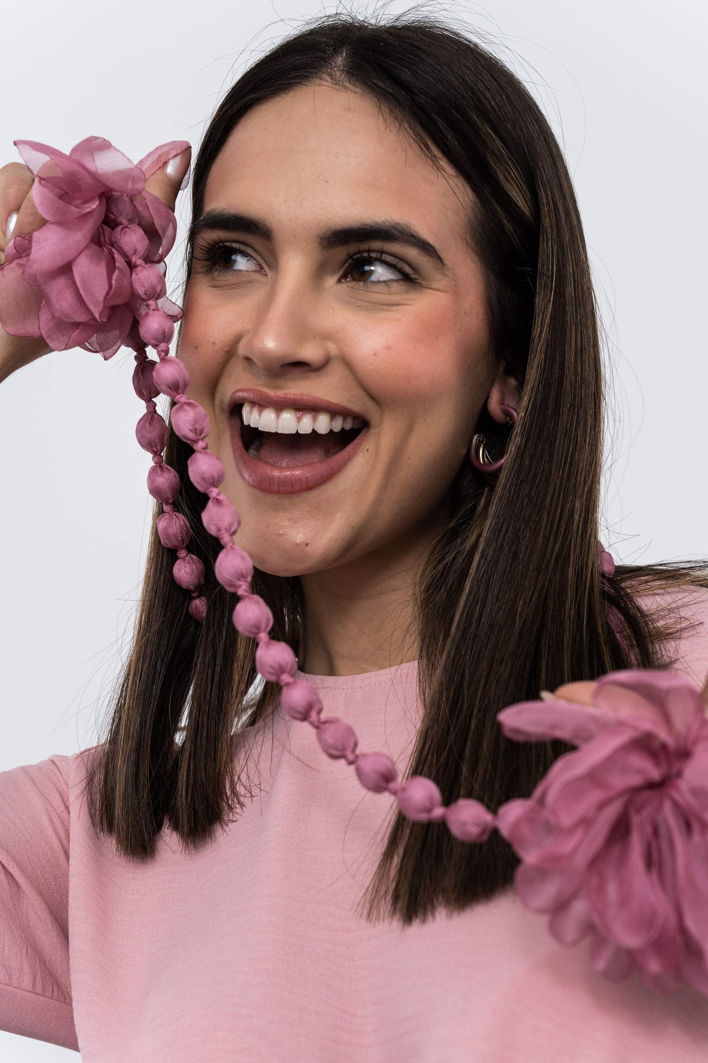 COLLAR FLOR TEJIDO ROSA - Imagen 6