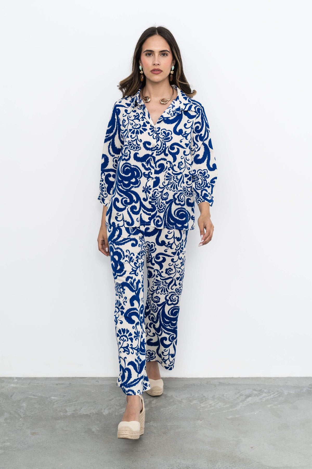 PANTALÓN ESTAMPADO FLORAL