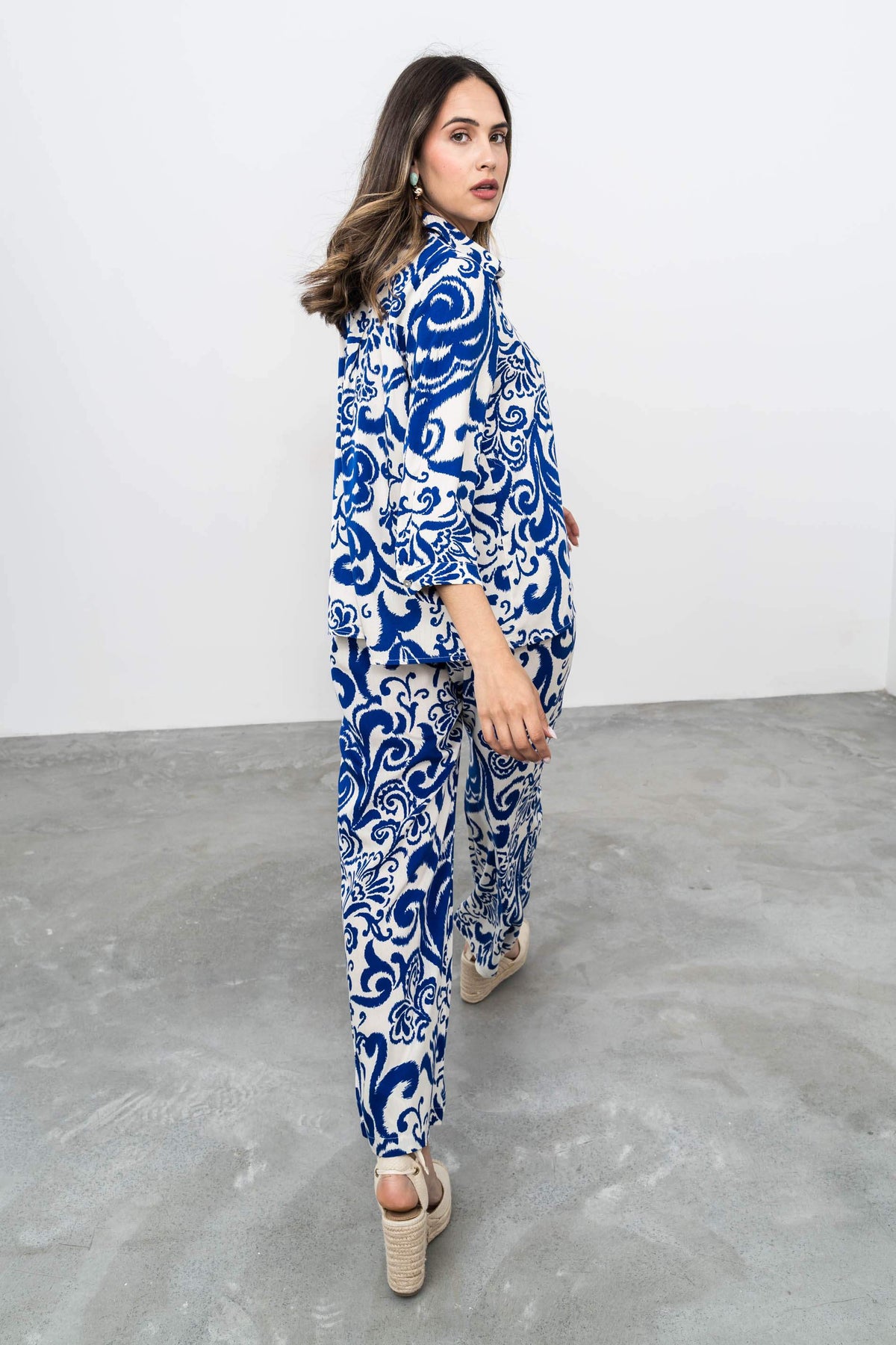 PANTALÓN ESTAMPADO FLORAL