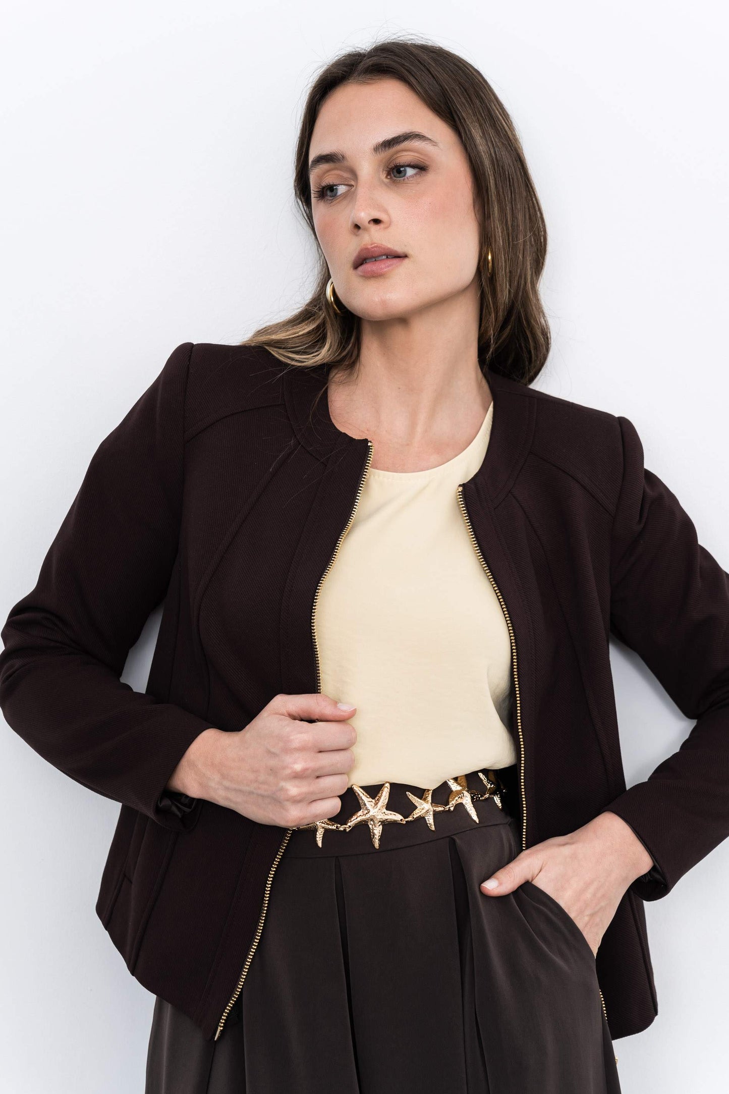 CHAQUETA CORTE CREMALLERA CHOCOLATE - Imagen 5