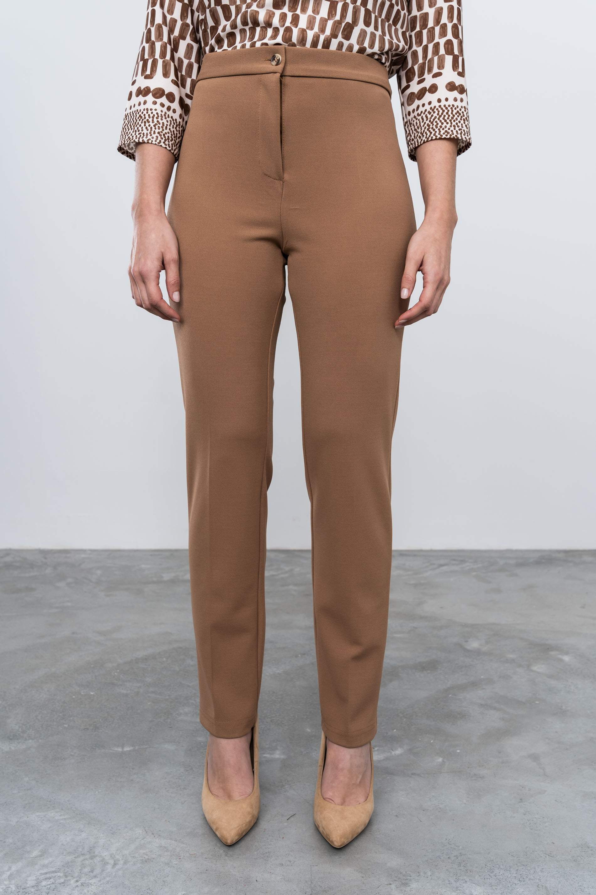 PANTALON GOMA CINTURA CAMEL - Imagen 3