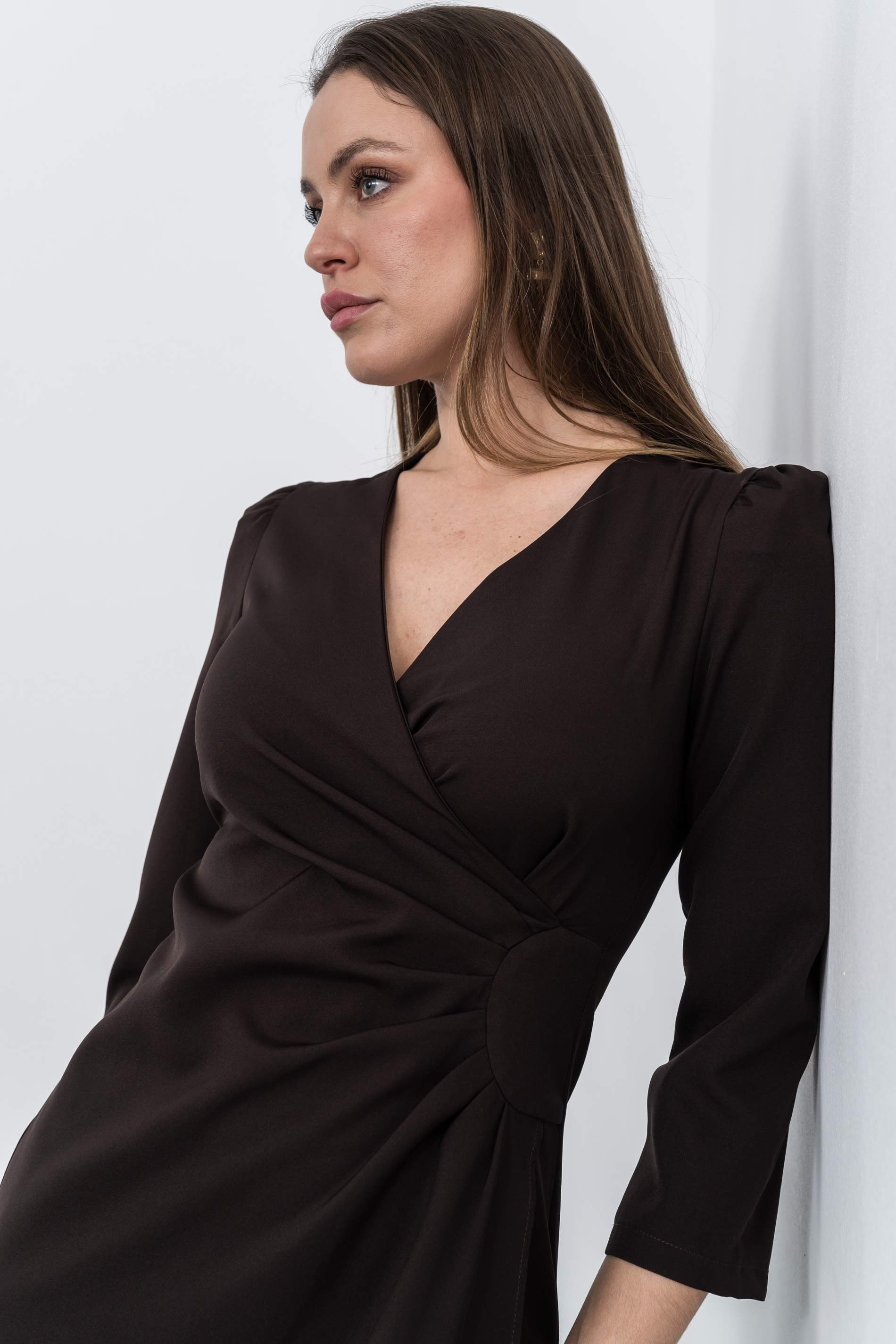 VESTIDO FRUNCE CINTURA CHOCOLATE - Imagen 4