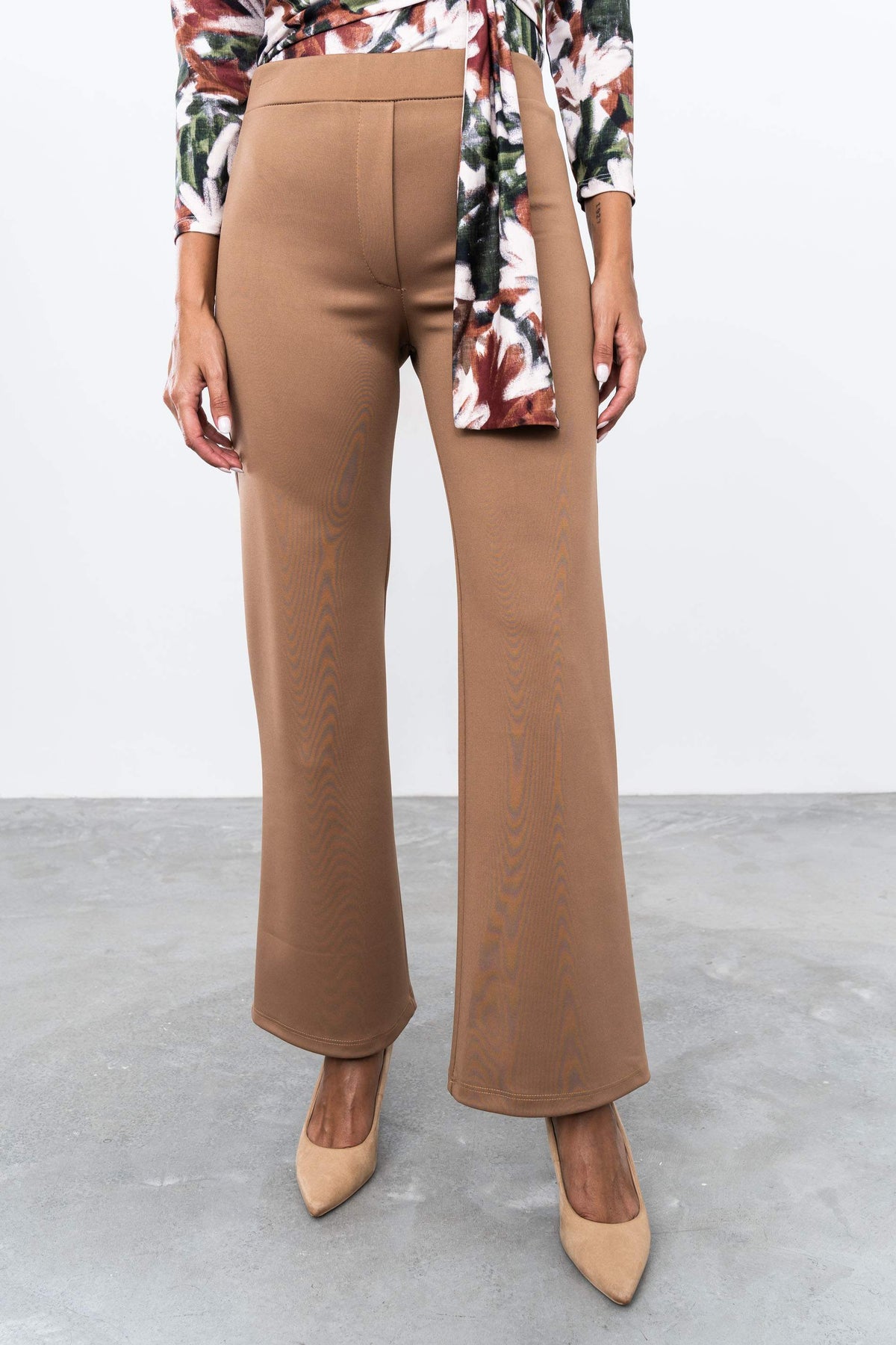 PANTALON RECTO CAMEL
