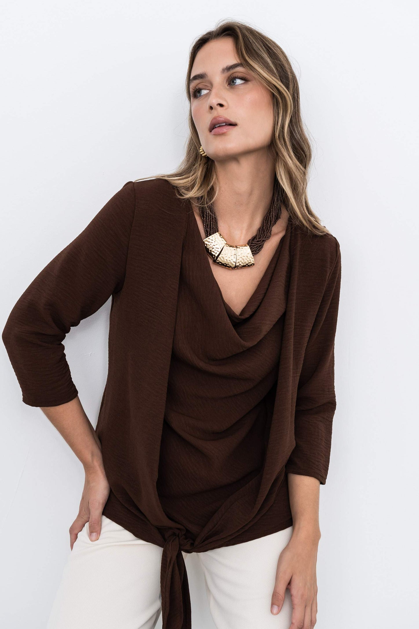 BLUSA DOBLE CAPA NUDO MARRON - Imagen 2