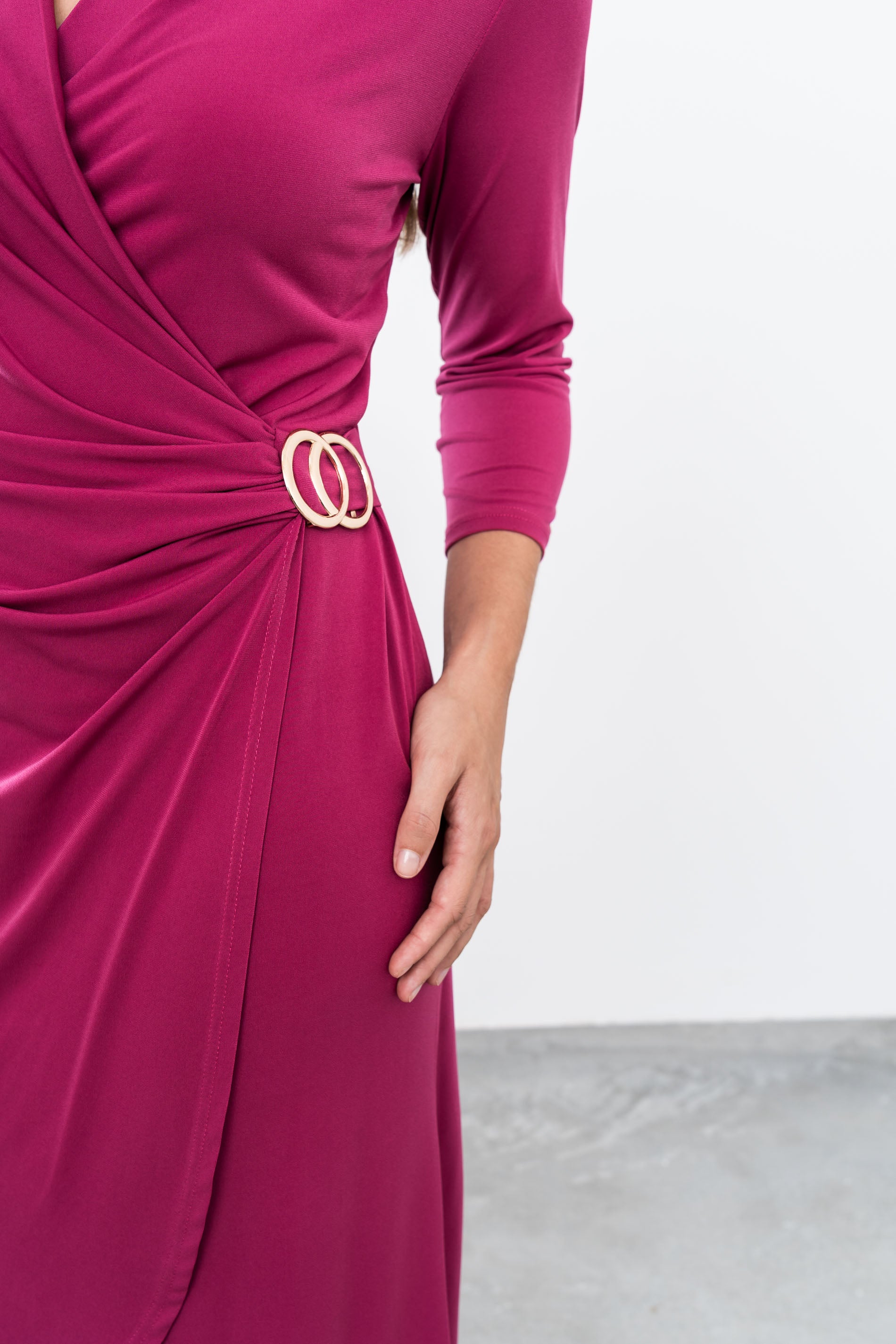 VESTIDO RECOGIDO HEBILLA BERENJENA - Imagen 8