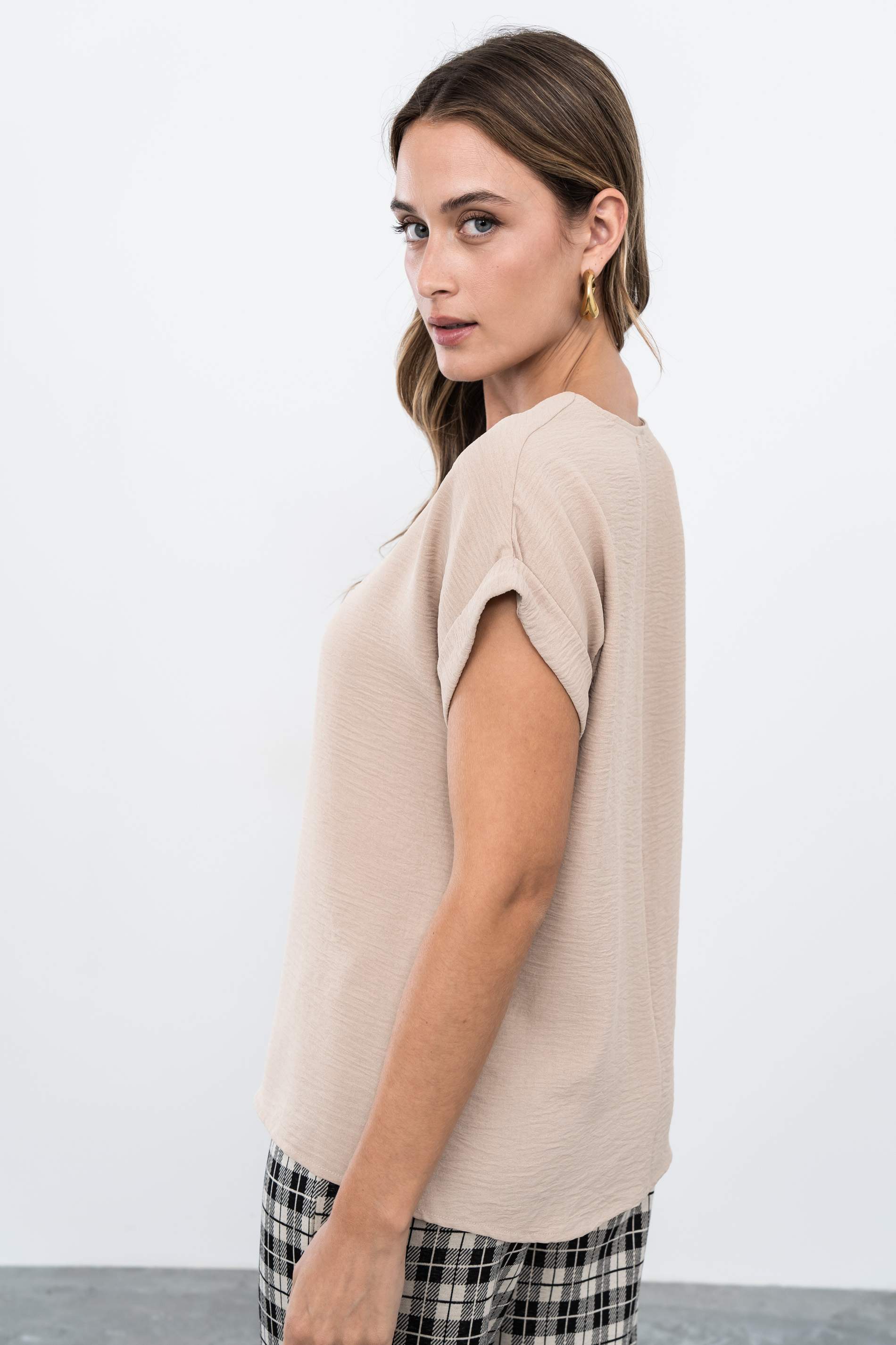 BLUSA CRUCETA ESCOTE ARENA - Imagen 4
