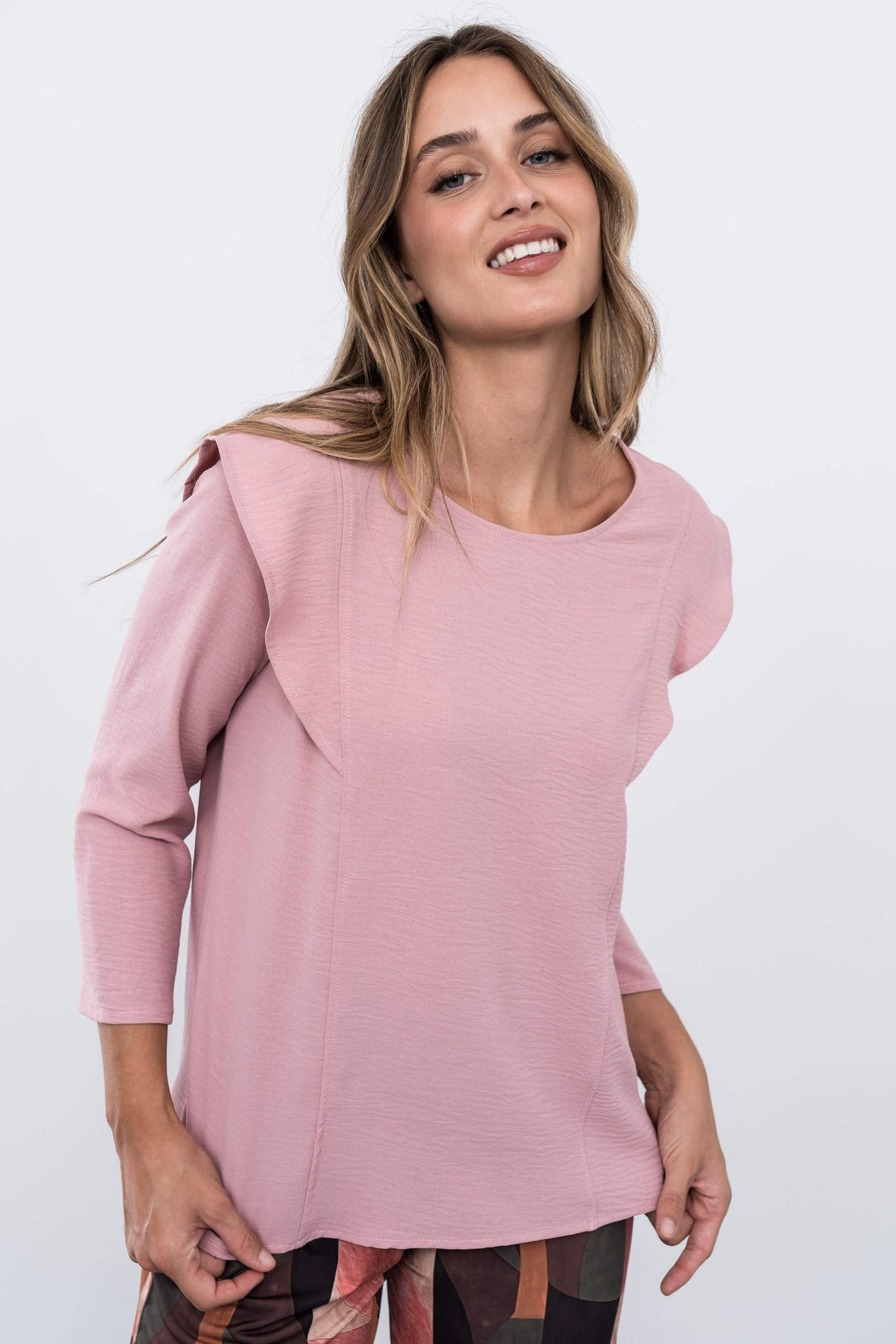 BLUSA MANGA FRANCESA VOLANTE NUDE