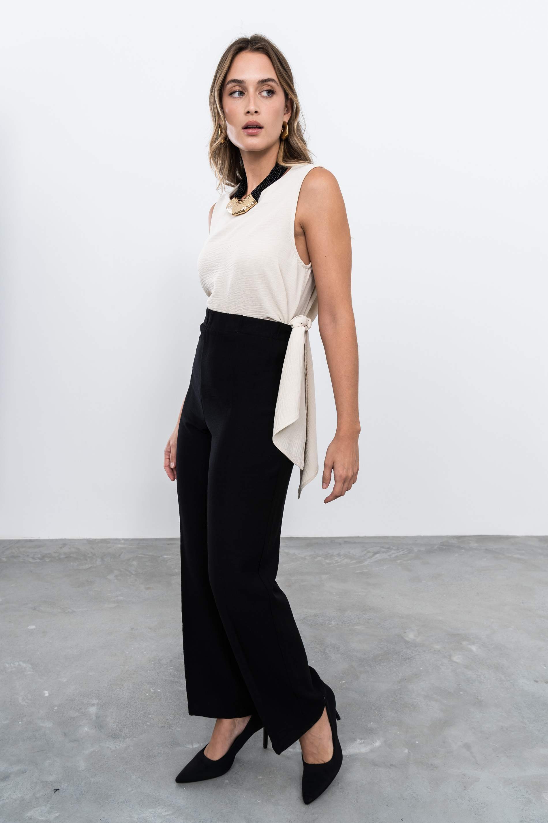 PANTALON RECTO NEGRO - Imagen 2