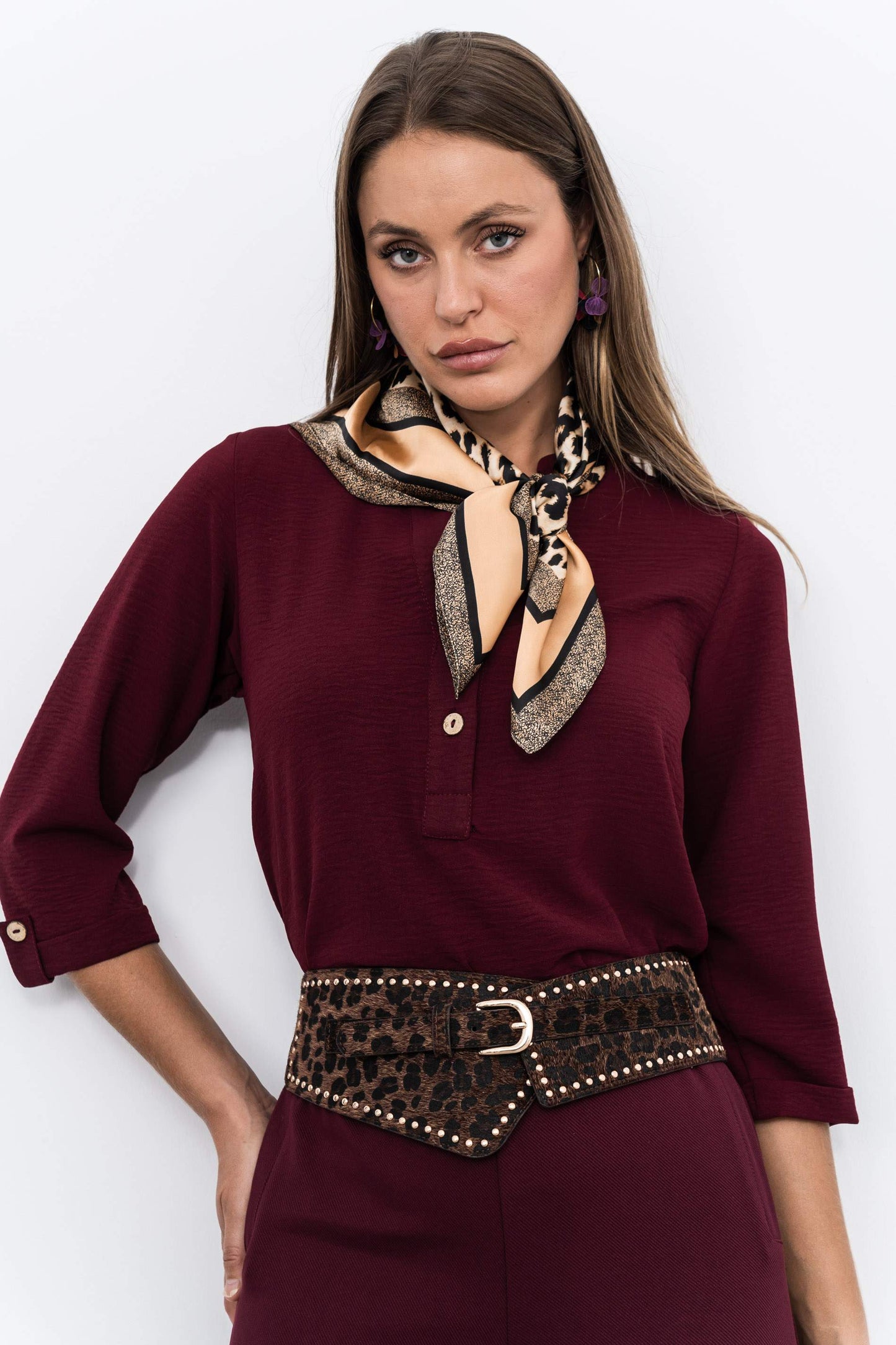 BLUSA BOTONES MANGA FRANCESA GRANATE - Imagen 6